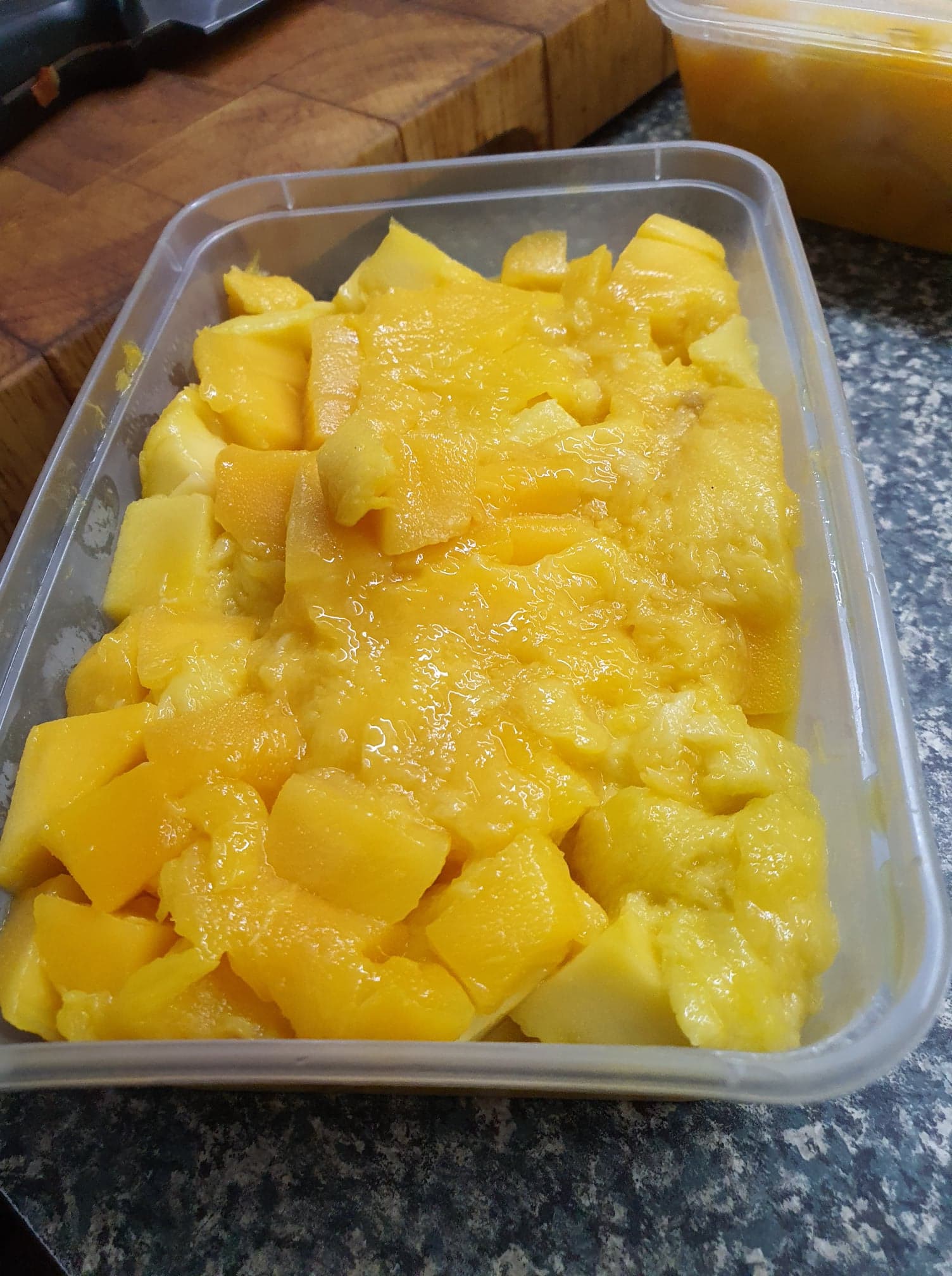 mango diced